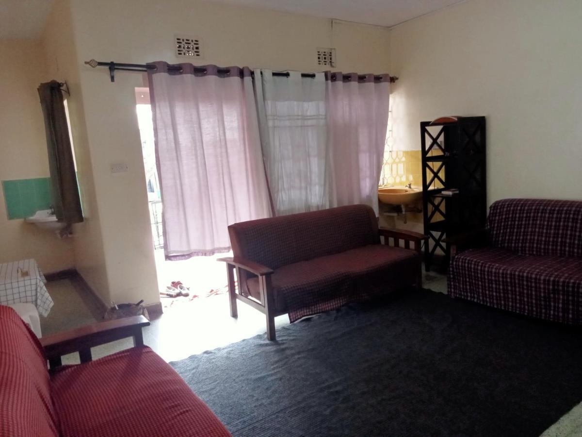 Pinkroses Gardens Hostel Nairobi Exterior foto